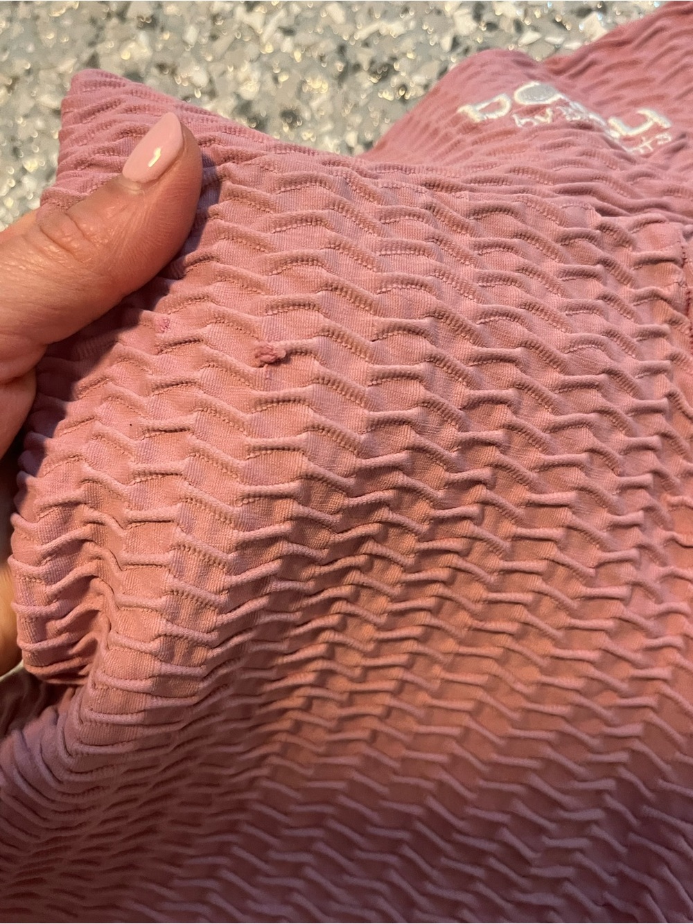Textured Pink Sports Bra & Leggings Set - Picture 4 of 5